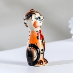 Figurine chat en porcelaine