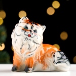 Statuette chat en porcelaine