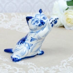 Statuette chat en porcelaine