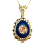 Pendentif en forme d'oeuf