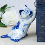 Statuette chat en porcelaine